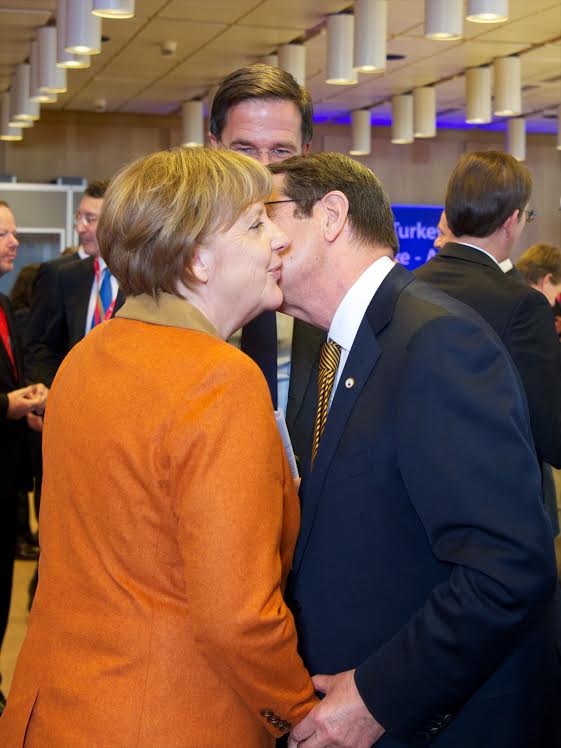 Merkel, Anastasiades greeting in Brussels 7/3/2016